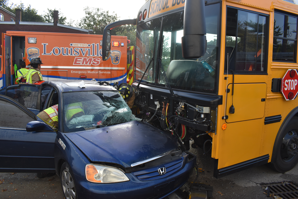 9-29-23 JCPS Bus and Honda T-Bone Photo